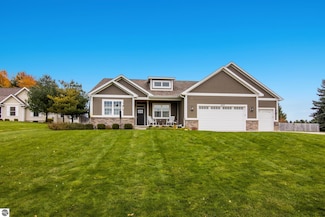 1833 S Donnybrook Rd, Suttons Bay, MI 49682