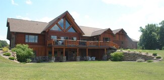 8706 Starview Dr, Omro, WI 54963