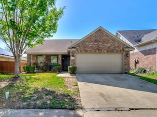 2048 Old Glory Ln, Heartland, TX 75126