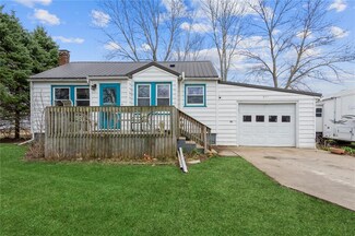 302 S Elm St, Stanwood, IA 52337