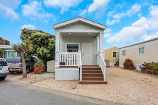 105 1st Ave, Pacifica, CA 94044