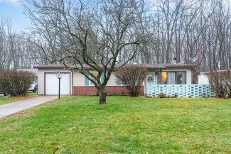 2913 Sonora St, Kalamazoo, MI 49004