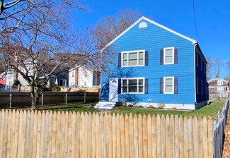 810 New Boston Rd, Fall River, MA 02720