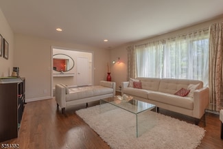 74 Browning Rd, Short Hills, NJ 07078