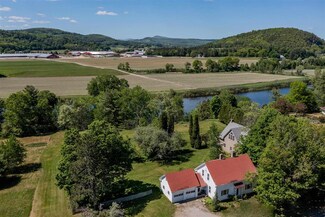 1363 Dartmouth College Hwy, Orford, NH 03777