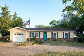 20410 W 47th St, Shawnee, KS 66218