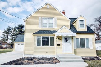 82 Allendale Rd, West Seneca, NY 14224