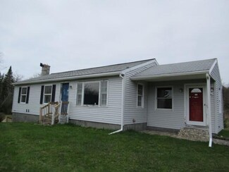 26 Old Dresden Rd, Wiscasset, ME 04578