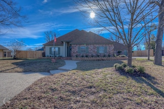 2104 Ashley Wilkes Dr, Bossier City, LA 71112