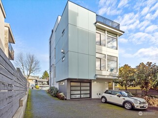 2321 W Crockett St, Seattle, WA 98199