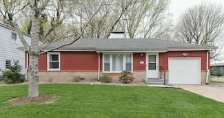 1903 S Robberson Ave, Springfield, MO 65807