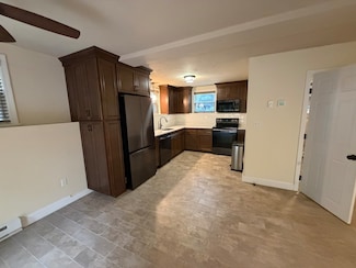 90 High St Unit 2, Mansfield, MA 02048