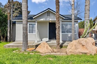 1412 Riverside Ave, Chowchilla, CA 93610