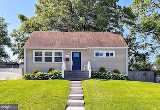 6831 Westlawn Dr, Falls Church, VA 22042
