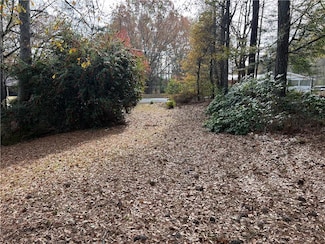 667 B Avery Rd, Canton, GA 30115