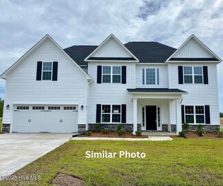 716 Atlantic Coast Ln, Jacksonville, NC 28544