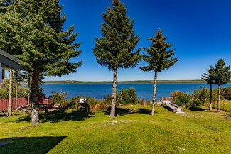 5 S Shore Rd, Babb, MT 59411