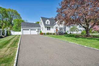 27 Bettswood Rd, Norwalk, CT 06851