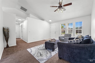 7842 Arlington Dr, Nampa, ID 83687