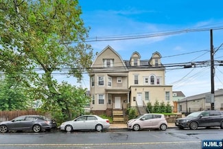 348 13th Ave, Newark, NJ 07103