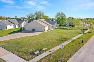 5784 Bishops Blvd S, Fargo, ND 58104