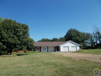 4626 SE Us Highway 40, Tecumseh, KS 66542