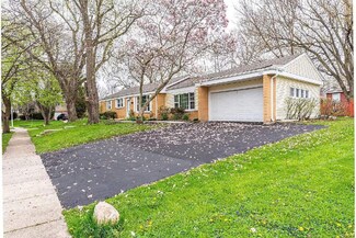 21326 Butterfield Pkwy, Matteson, IL 60443