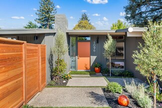 1096 Metro Cir, Palo Alto, CA 94303