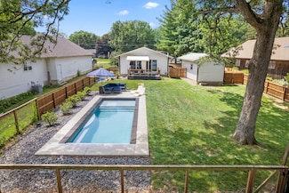 1551 Lake Holiday Dr, Sandwich, IL 60548