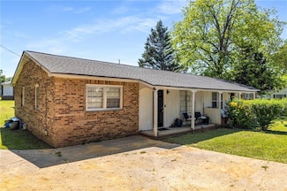 7 Grassdale Rd, Cartersville, GA 30120
