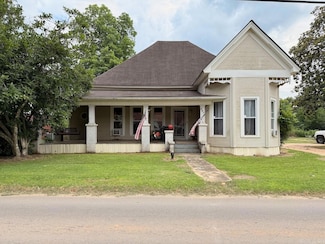 207 W Central St, Warren, AR 71671