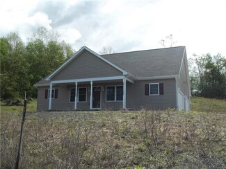 3064 Smithfield Masontown Rd, Smithfield, PA 15478