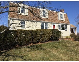 26 Riverview Dr, Newbury, MA 01951