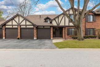 11212 Cottonwood Dr Unit 23A, Palos Hills, IL 60465