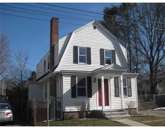 3 Dixon St, Providence, RI 02907