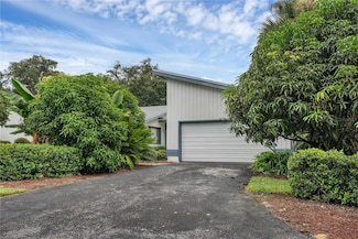 16 Nottingham Way, Haines City, FL 33844