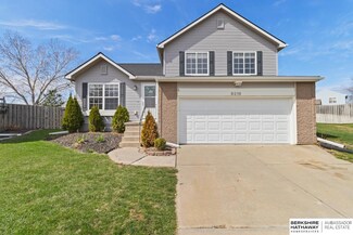 8216 N 154th Cir, Bennington, NE 68007