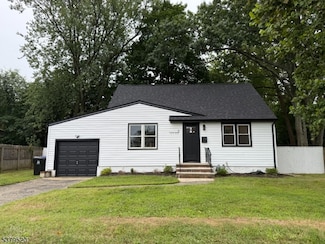 5 Lois Ave, East Brunswick, NJ 08816