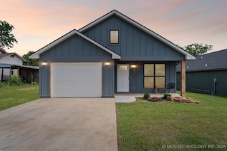 203 W Monroe Ave, McAlester, OK 74501