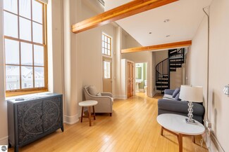 800 Cottageview Dr Unit 317, Traverse City, MI 49684