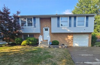92 Chapel Glen Dr, Hamburg, NY 14075