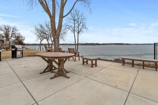 4387 Wilshire Blvd Unit 307, Mound, MN 55364