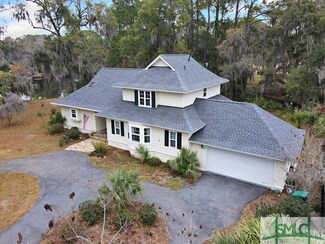 18 Lake Dr, Savannah, GA 31410