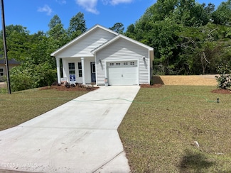 410 Hadnot Ave, Maysville, NC 28555