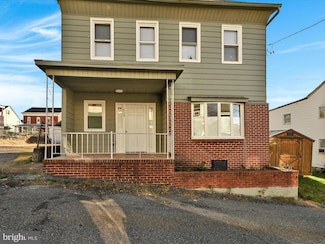 539 School St, Minersville, PA 17954