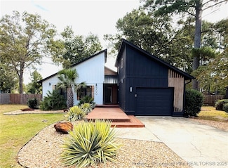 300 Wedge Ct, Hope Mills, NC 28348