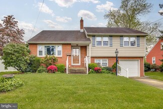 217 N Woodstock Dr, Cherry Hill, NJ 08034