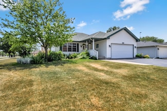 712 E Hauert St, Peotone, IL 60468