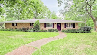 38 Wolfe Dr, Mc Gehee, AR 71654