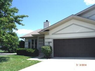 1791 Cumberland Green Dr, Saint Charles, IL 60174